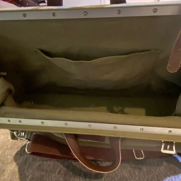 Line Of Trade - Weekender Bag Olive Green Canvas - Picture 10 of 12